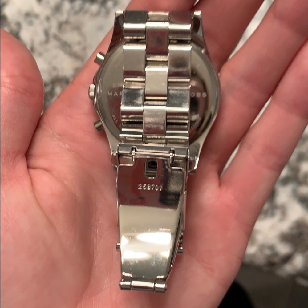 Marc Jacobs watch - Picture 3 of 4
